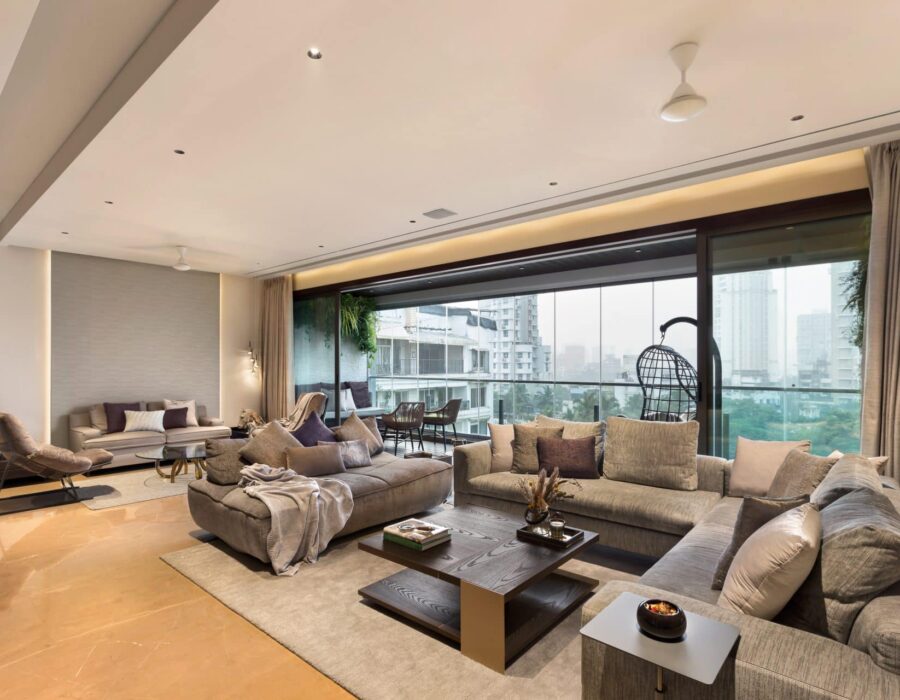 Contemporary residence